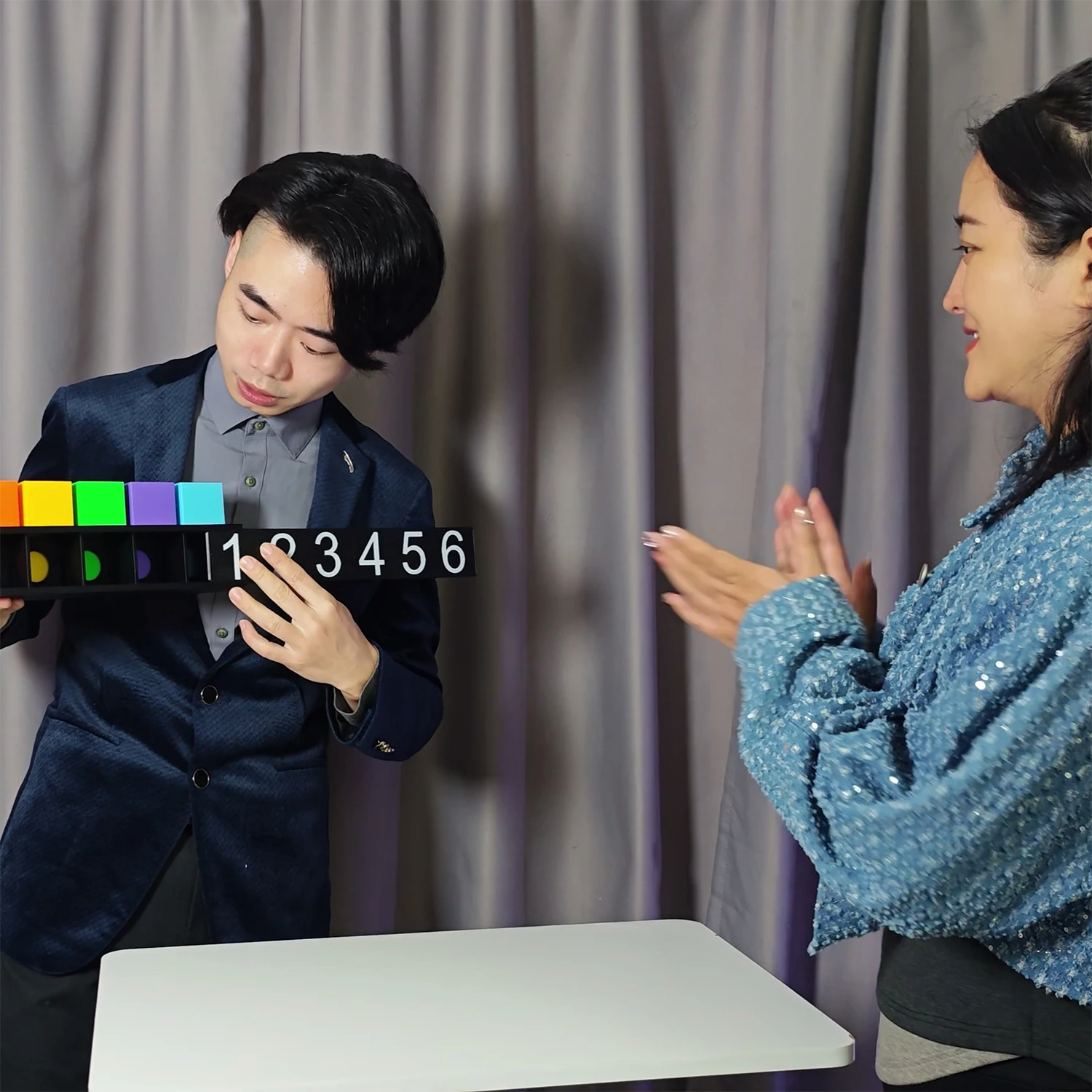 Geistige Farbe Match Cube Zaubertricks Gedanken Lesen Farbe Vorhersage Magia Close-up Bühne Illusionen Gimmicks Mentalismus Requisiten