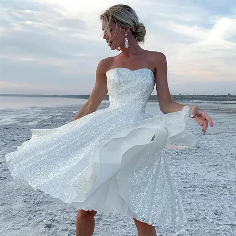 Chic curto acendendo vestidos de casamento de praia para mulheres, sem mangas, joelho, querida, vestidos de noiva, personalizados, 2024