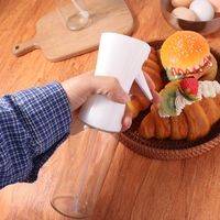 200ml Oil Spray Bottle Precision Spray Food Grade Olive Oil Dispenser Refillable Glass Material Kitchen Spray Bottle BBQ Cooking