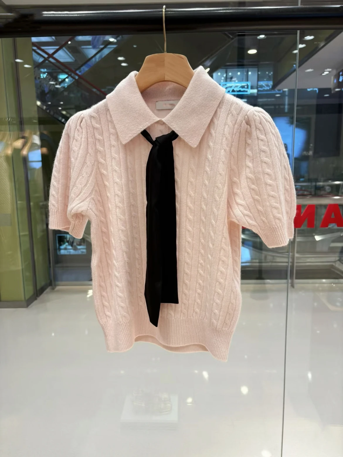 

Heidd Knot Short Sleeve Slim Fit Knitted Sweater Light Beige Casual Style Wool Blend Women's Top for Autumn