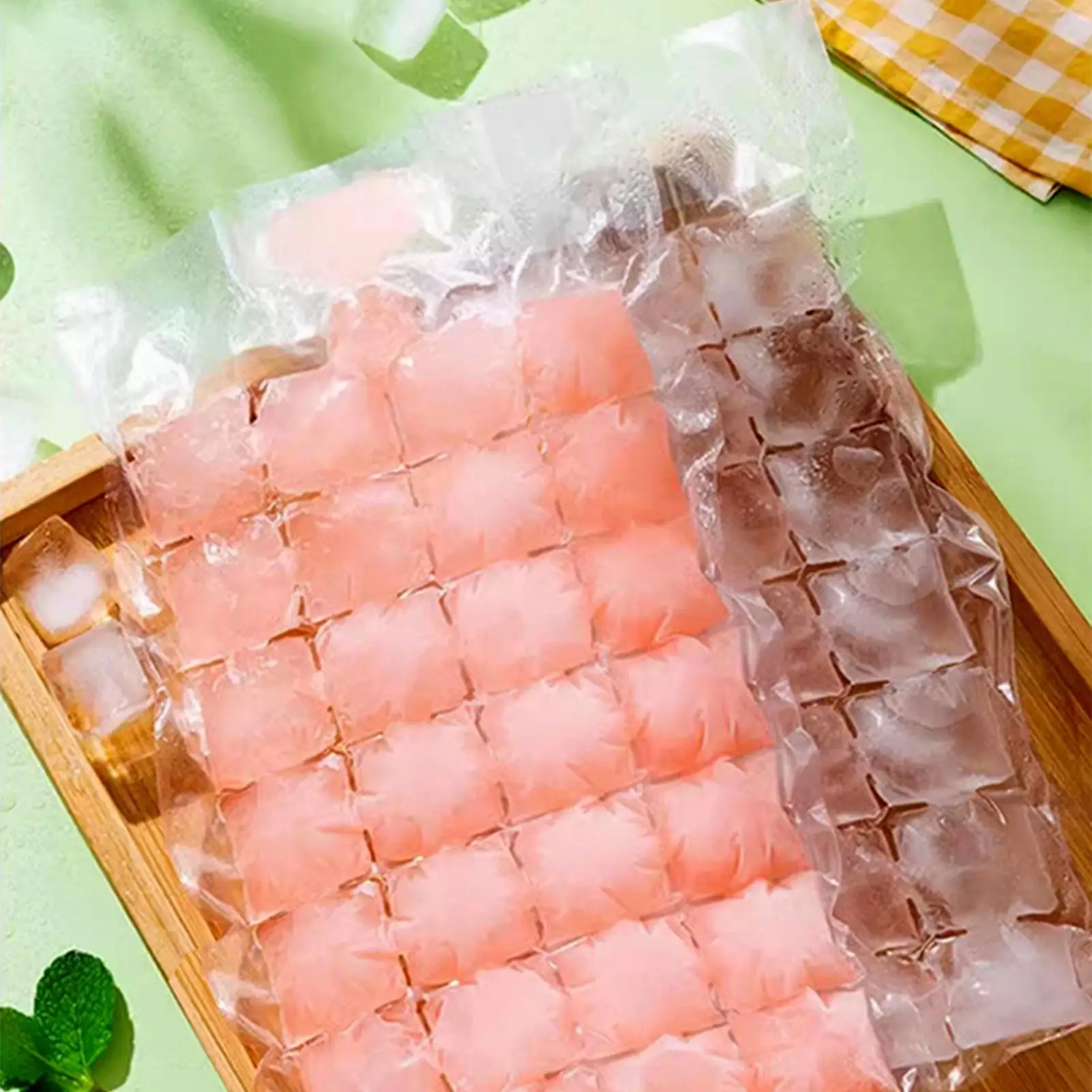 

Disposable Ice Bag Lattice Ice Cubes Mold Bar Self-sealing Ice Tray Bag Ice Cubes Bag Box Edible Frozens Ice Cubes With Funnel