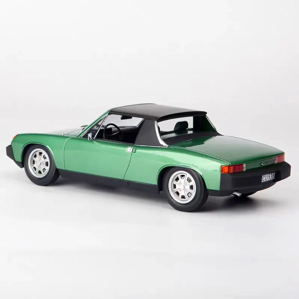 Die-cast 1:18 Scale 1975 Porsche 914 2.0 Simulation Alloy Static Car Model Fan Collection Home Decoration Metal Ornaments