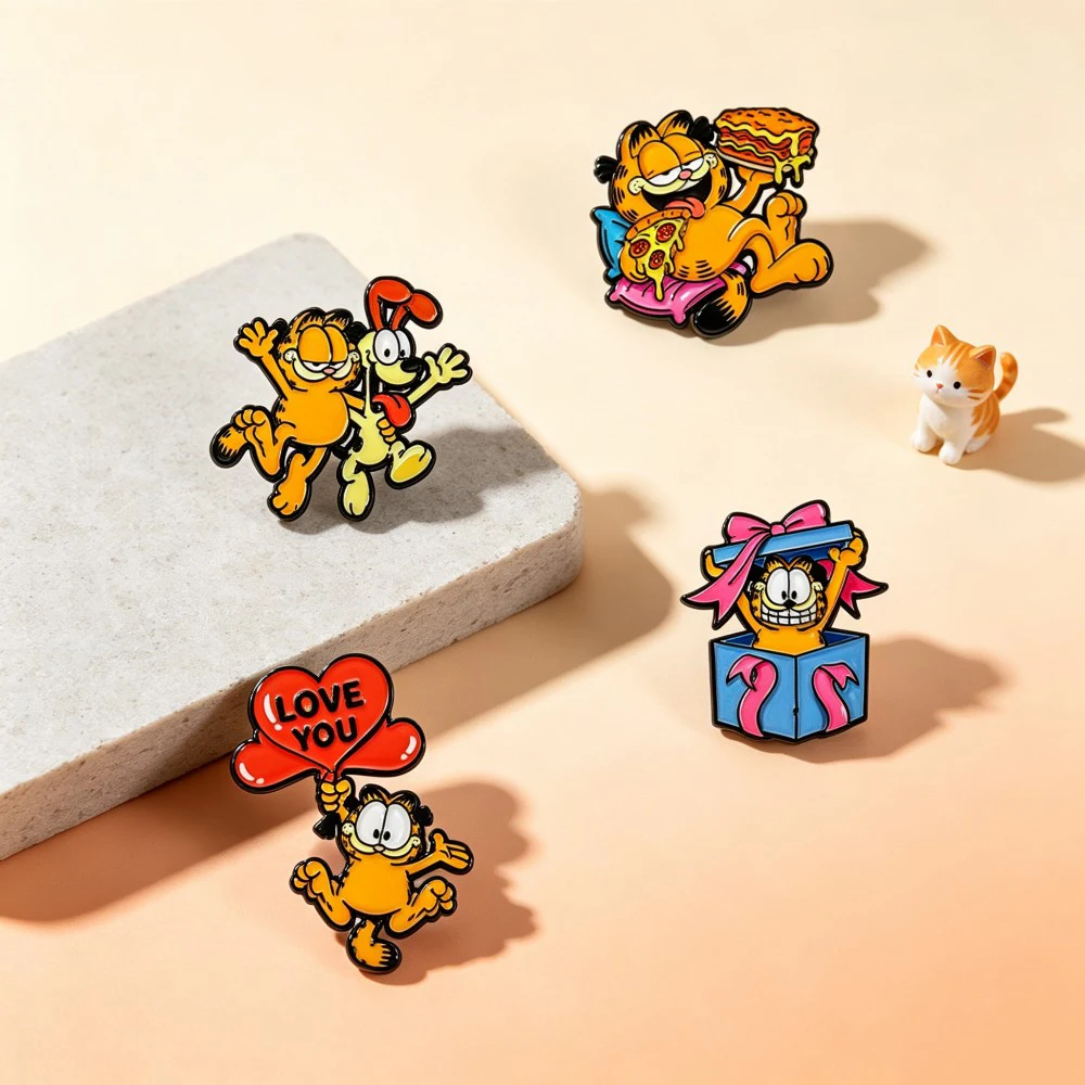 4 Stück Niedliche Orange Katzen-Anime-Broschen, Lustige Anstecknadeln für Rucksack, Jacke, Kleidung, Dekoration, Geschenk – Detail 5