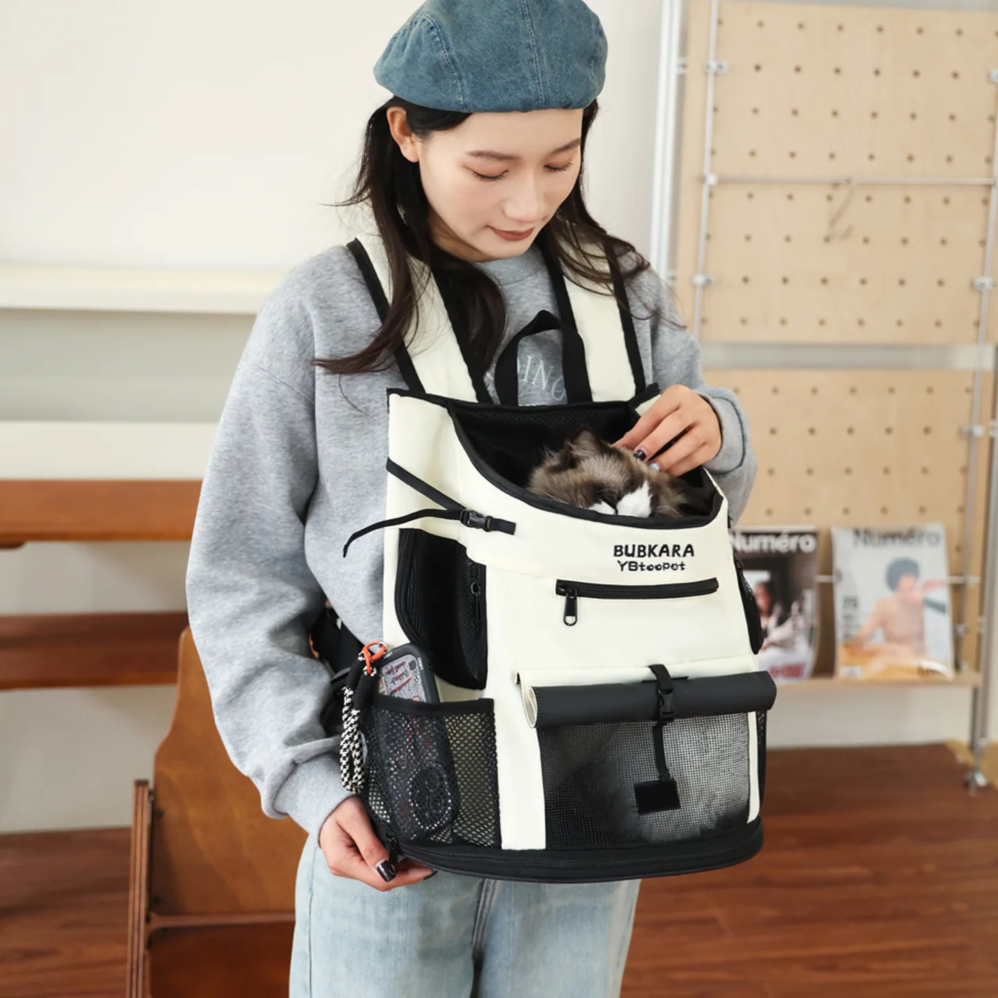 

Convertible Pet Carrier Backpack, Tote Bag & Front Carrier, Breathable Portable Travel Backpack for Cats and Small Dogs