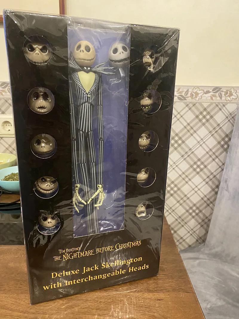 Der Albtraum vor Weihnachten Jack Skellington mit austauschbaren Köpfen Actionfigur PVC-Spielzeugmodell Puppensammlung Geschenk 35 cm – Detail 6