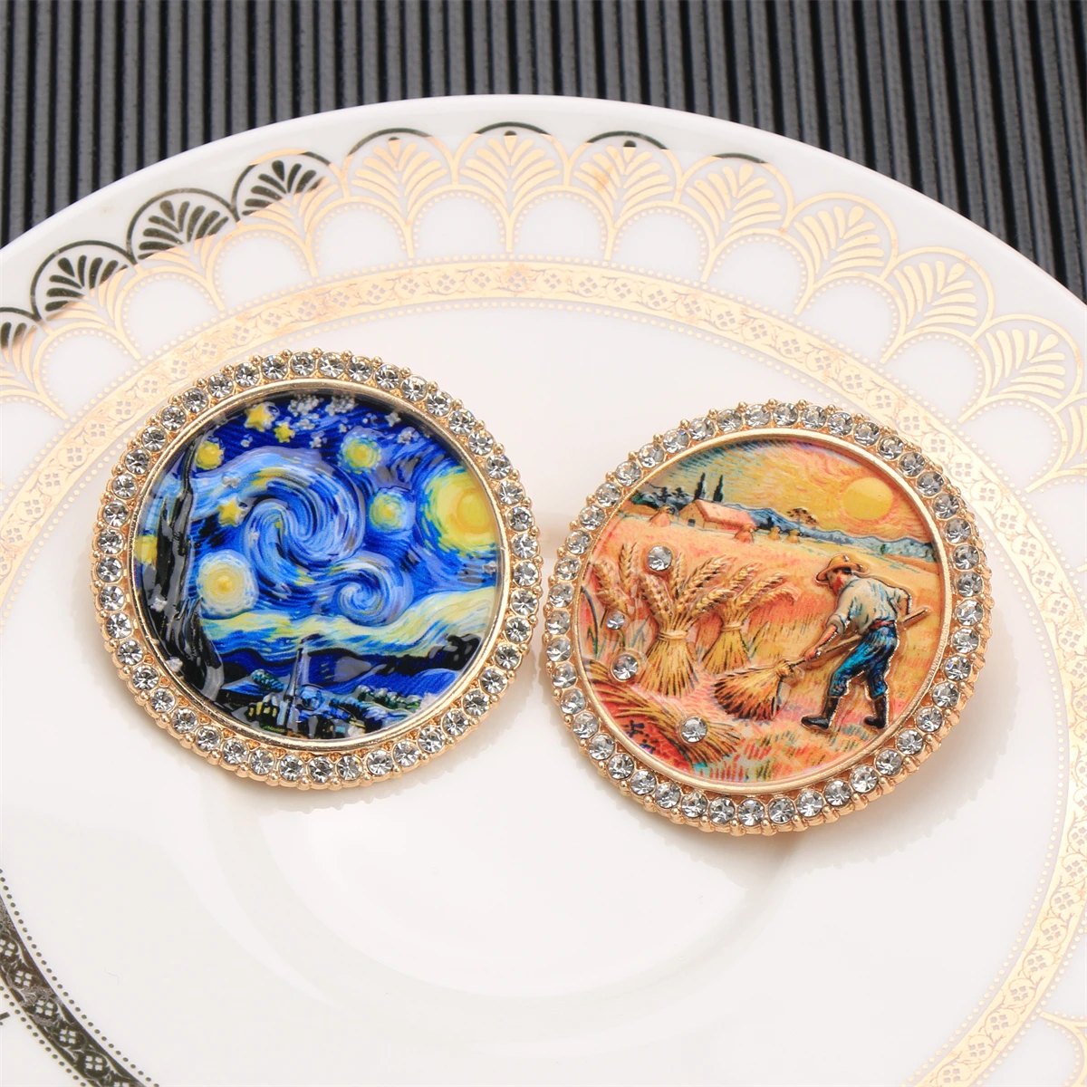 SKEDS Vintage Brooches Luxury Designer Jewelry for Women  Fashion Oil Painting Corsage Full Crystal Pins Grande Broche