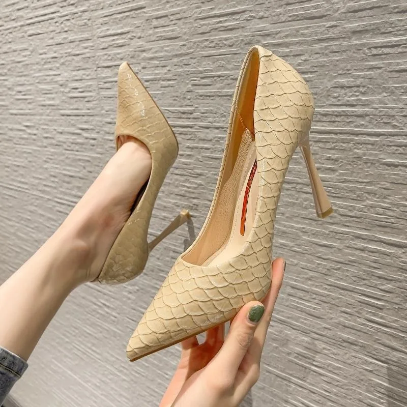 

New Women Shoes Exquisite Snake Pattern Pointed Tip High Heels for Woman Fashion Model Casual Shoes Designer Shoes Zapatos Mujer