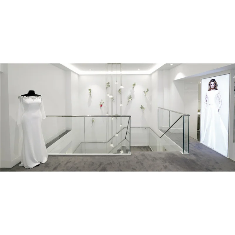custom.OEM ODM Supplier Customized High Quality Clothes Shop Display Shelves Counter Wedding Dress Display Stand