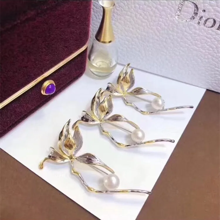 European And American Punk Style Creative Micro Inlay Natural Freshwater Pearl Brooch Retro Color Separation Rose Flower Dress
