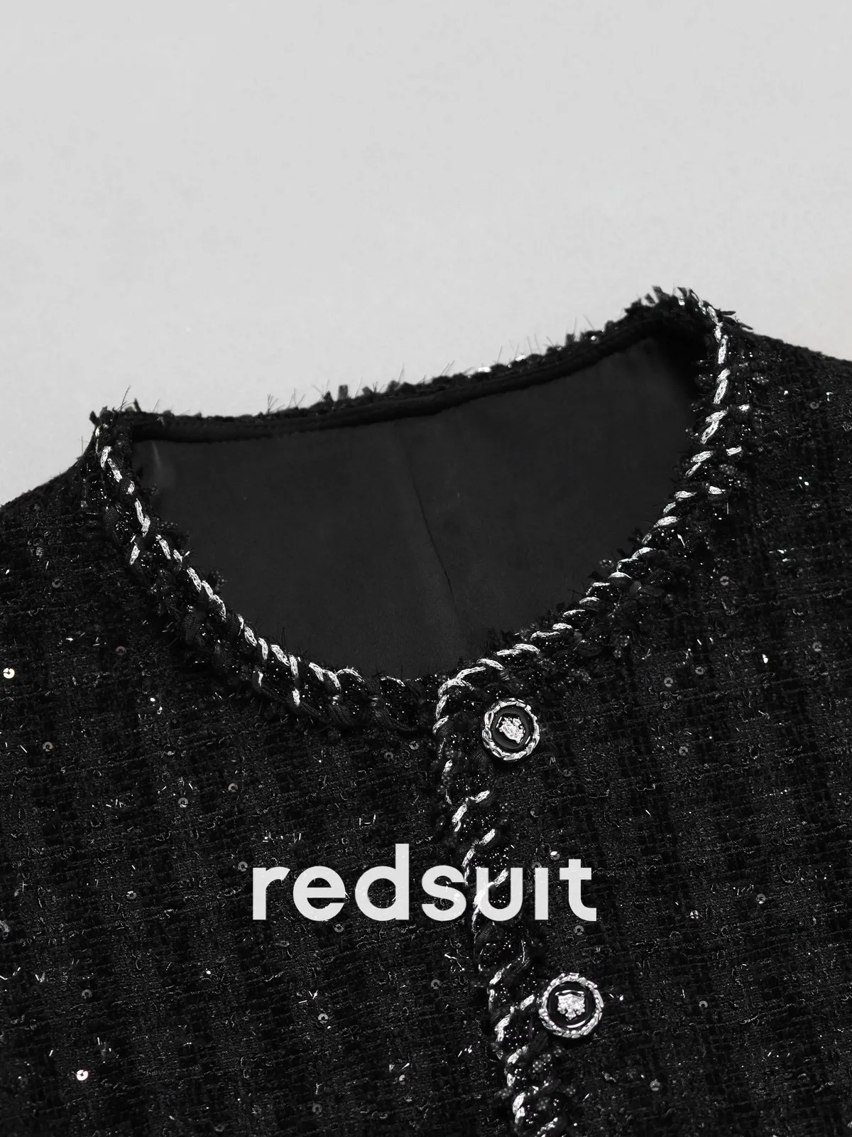 New Gaoding Heavy Industry's shiny silver wire woven coarse woolen black medium long exquisite vest Custom size
