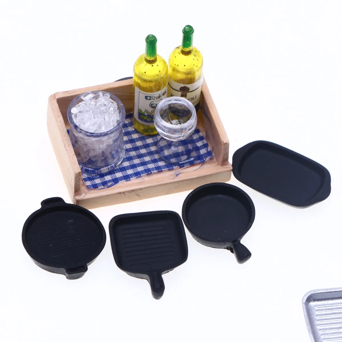 Dollhouse Miniature Frying Pan, Steak Pan, Baking Tray, Kitchen Props Model