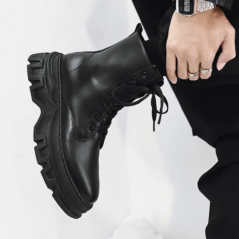 2025 New Men's Short Boots British Style Motorcycle Boots High Top Leather Face Trendy Forest Style Men's Boots Large