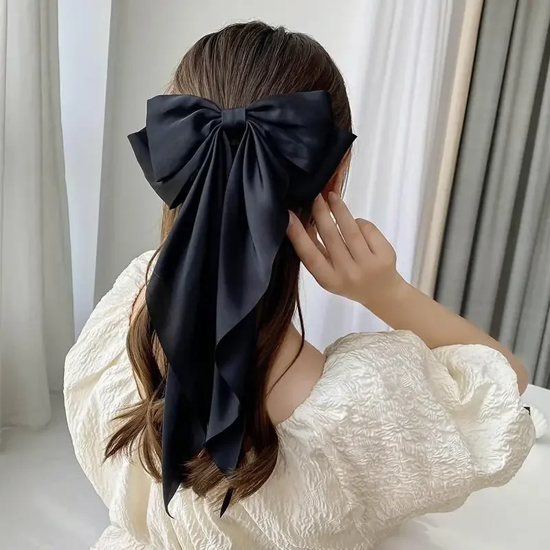 Black Bow Hair Clip At The Top of The Back of The Head Clip South Korean Internet Celebrity Womens Spring Clip Hair Card T001