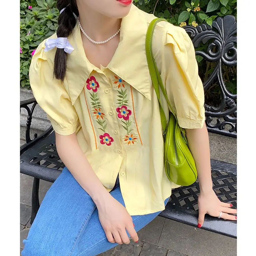 

Womens Tops Blouse Summer New High-end Advanced Designed French Style Embroidered Flower Lantern Sleeve Short-sleeved Shirt Top