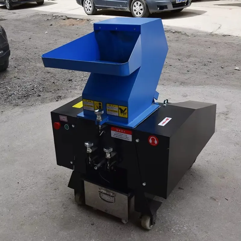 

Beverage Bottle Shredder Plastic Bag Bottle Scrap Crushing Recycling Machine Hdpe Plastic Crusher