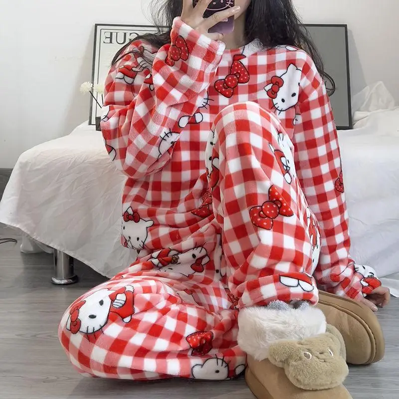 New Kawaii Sanrioed Hello Kittys Coral Velvet Pajamas Women Cartoon Autumn / Winter Warm Thickened Plush Home Clothes Set Girls