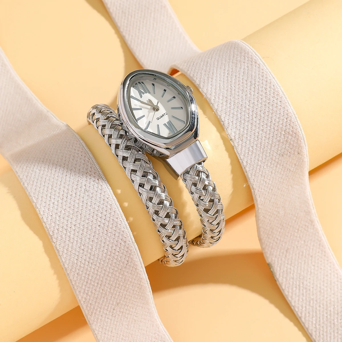 Elegant Silver Bang…