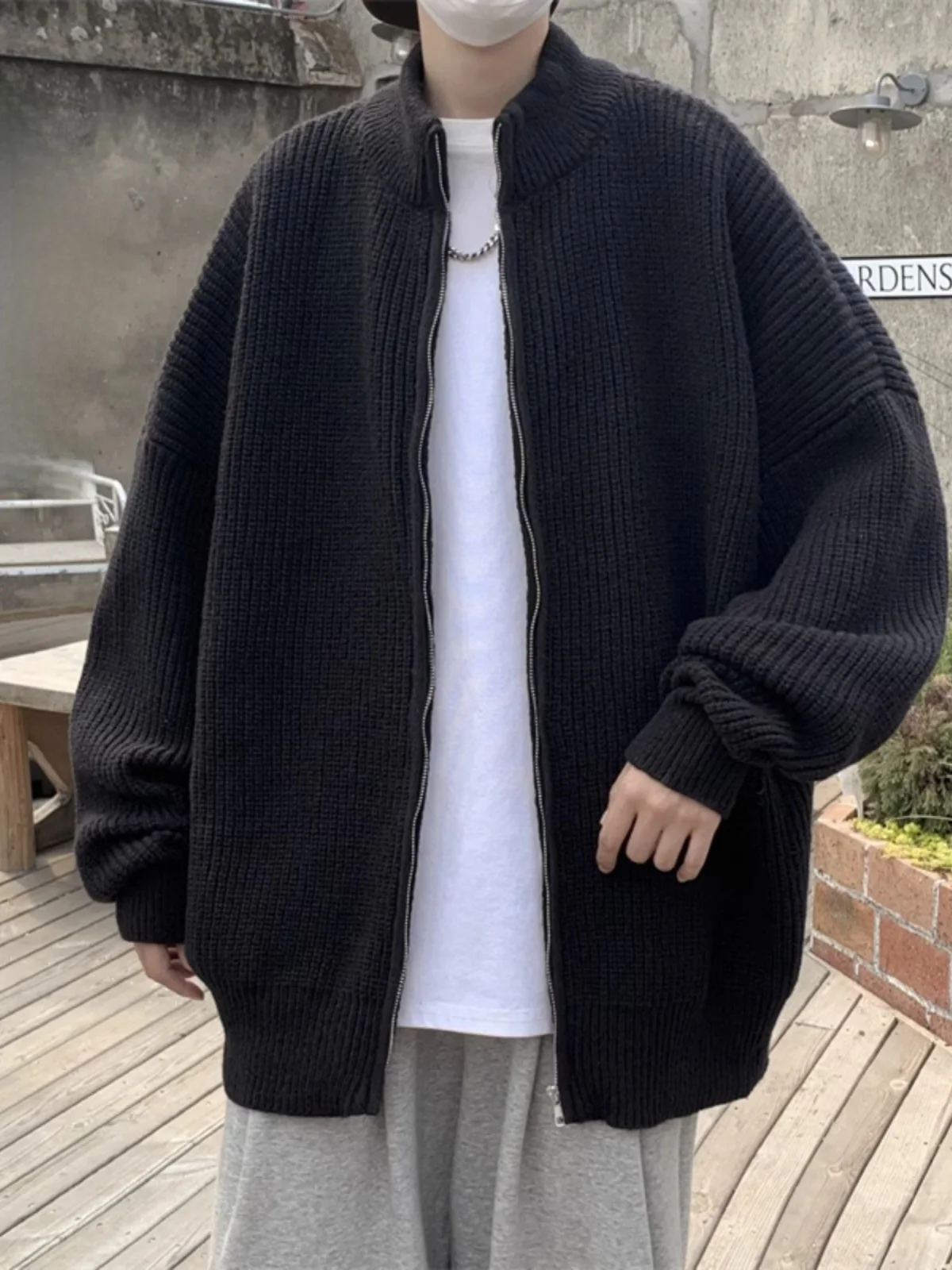 

Мужской вязаный кардиган оверсайз в японском стиле, осенне-зимний, американский ретро-стиль, свободный крой, воротник-стойка, на молнии, 300 Pou