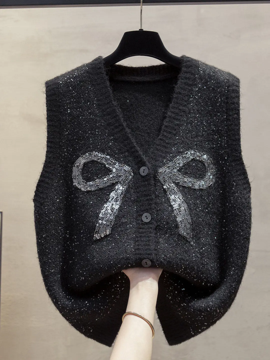 Shiny Sequin Sleeveless Knitted Vest Women's Spring Autumn Loose Slimming Simple Outerwear Top V-neck Single Button Closure