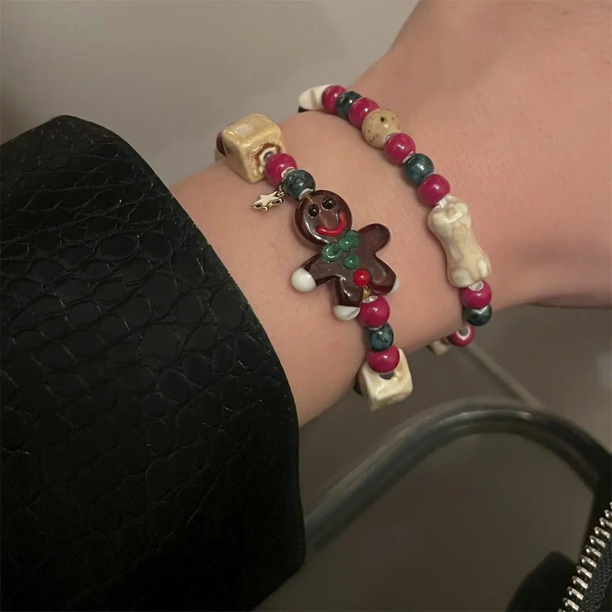 

UMQ New Christmas Ceramic Beaded Custom Bracelet for Women Special-Interest Design Good-looking Gift Girlfriends' Gift