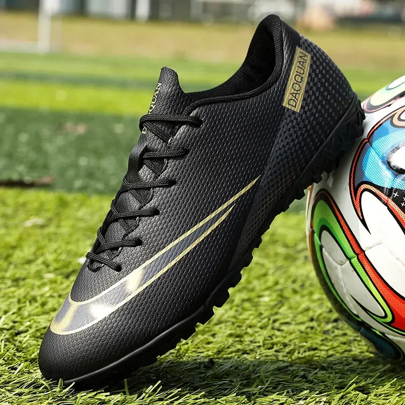 

Children Soccer Shoes Professional Futsal Indoor Training Boots Men Soccer Cleats Sneakers Kids Turf Football Shoes for Boys