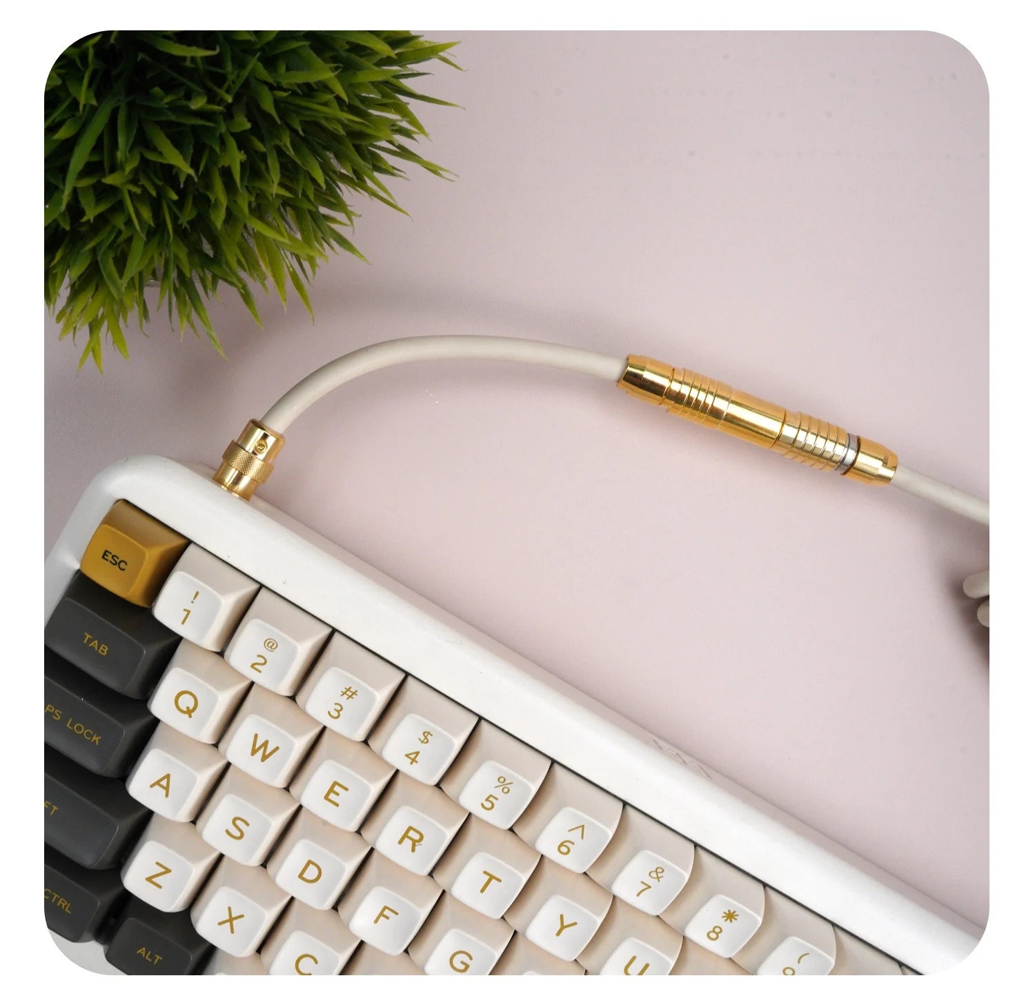 GeekBable customized computer mechanical keyboard data cable top of the line gold hardware super elastic rubber retro white