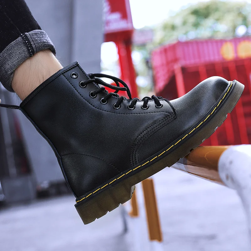 Breathable black boots for men\'s short boots, high cut genuine leather for men\'s outdoor boots, women\'s boots, classic boots