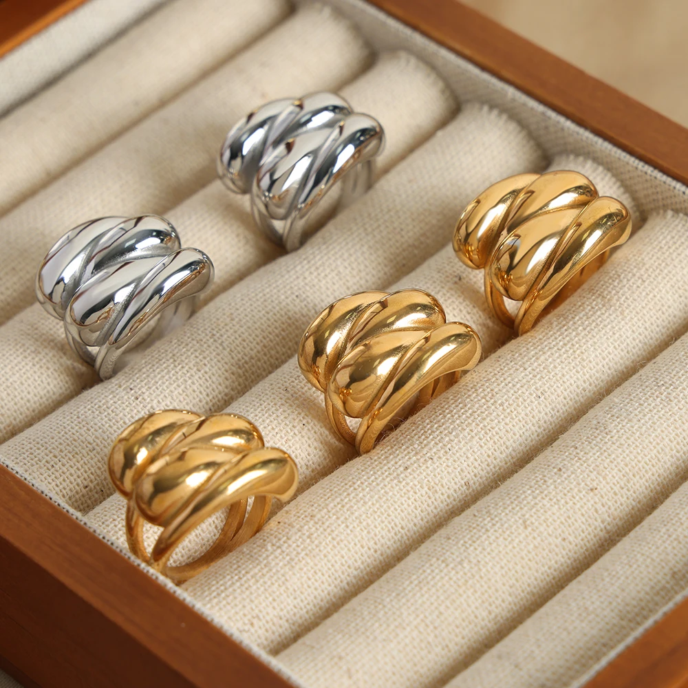 New Fine Polished Stainless Steel Rings Gold Color Adjustable Snake Ring For Lady Female Glossy Gold Ring For Party