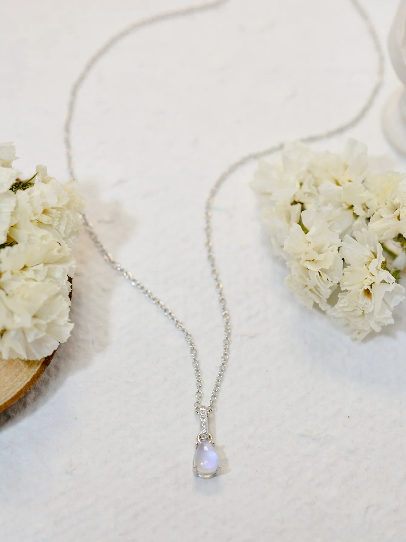 New Blue Droplet Moon Stone Pendant with Pure 925 Silver Necklace and Zircon, Fashion Versatile Luxury and Exquisite Style