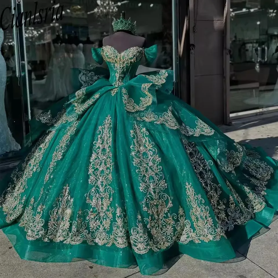 فساتين Quinceanera مخصصة من التول الأخضر الزمردي فساتين Quinceanera حلوة 16 مزينة بالدانتيل فستان الحفلات vestidos de quinceañeras