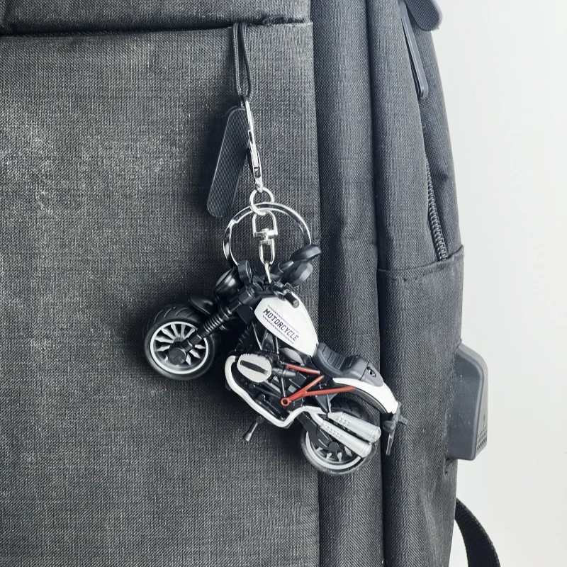 Mini Retro style Small Motorcycle Key Chain Creative Personality Couple Bag Tide Cool Toy Model Pendant Small Gift