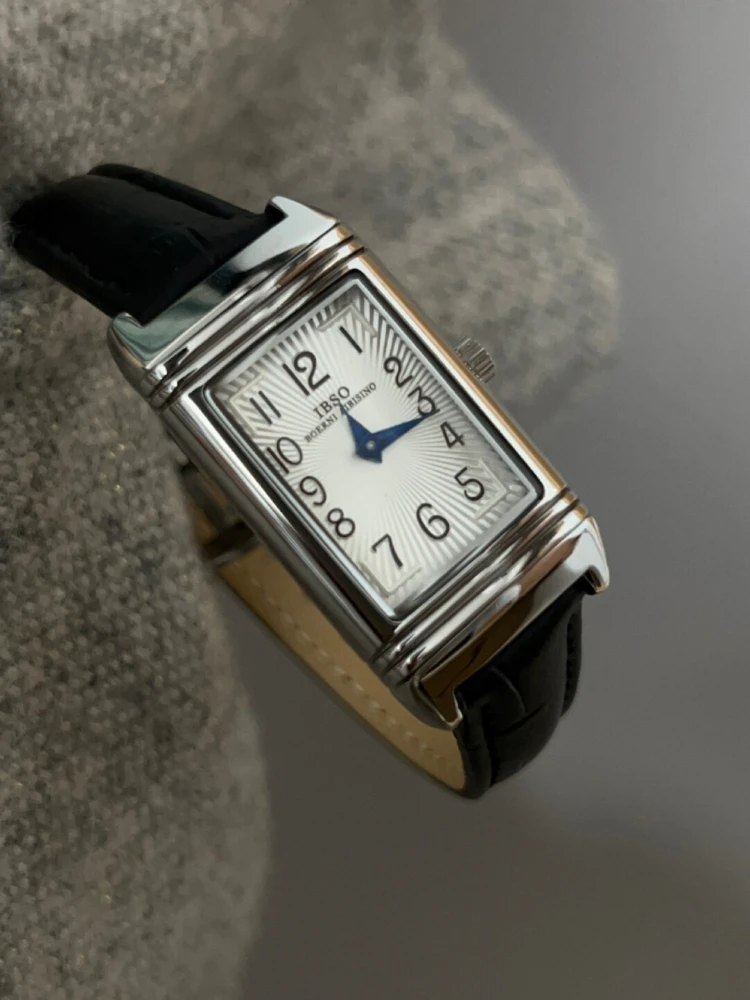 Women's Retro Niche Fashion Sliding Design Waterproof Leather Quartz Square Exquisite and Versatile Digital Watch 21mm