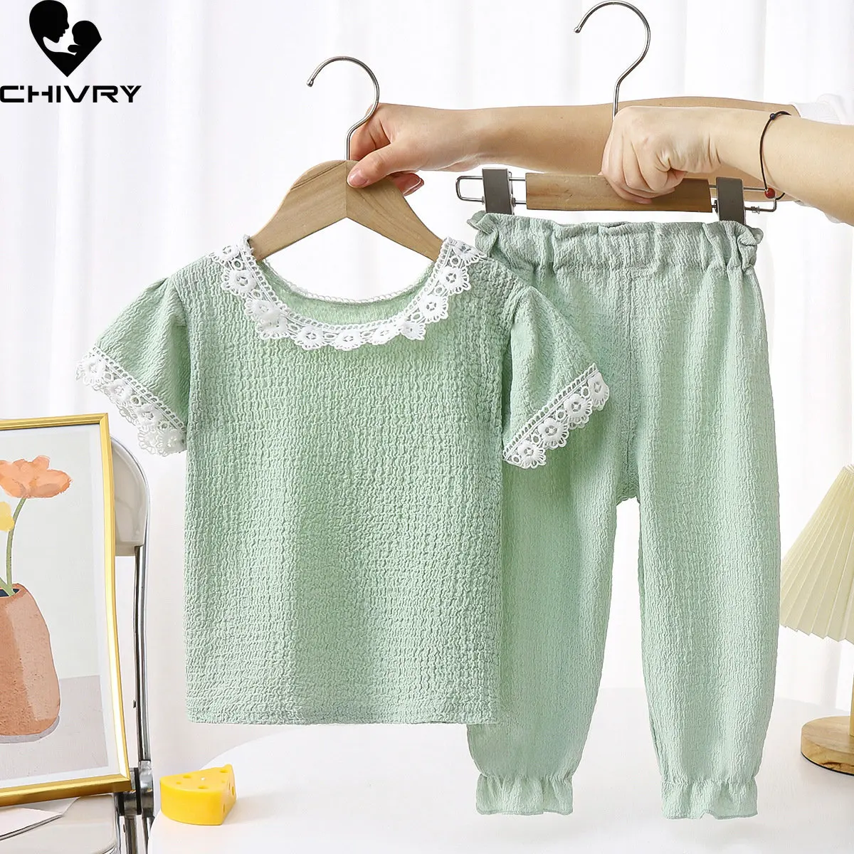 

Girls Soft Breathable Clothes Sets New 2023 Summer Baby Girl Fashion Lace Patchwork Short Sleeve Solid T-shirt Tops with Pants