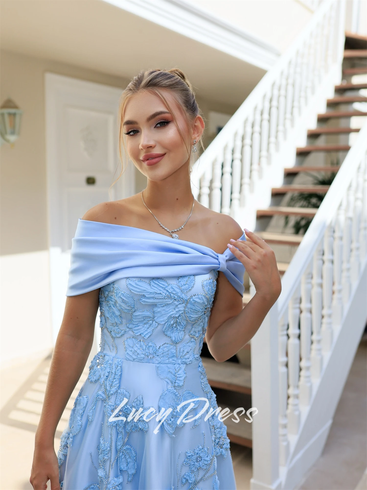 فستان سهرة نسائي أزرق من لوسي زهور ثلاثية الأبعاد فساتين حفلات أنيقة 2025 فساتين لحضور الحفلات الموسيقية للمناسبات الخاصة حسب الطلب