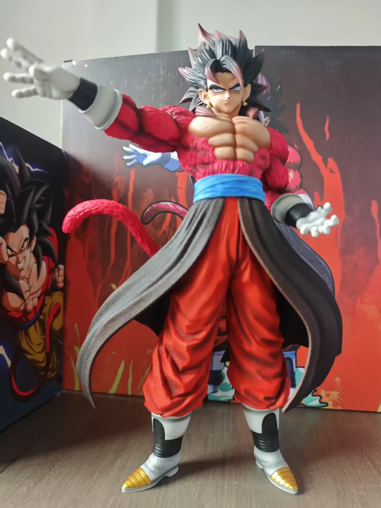 Dragon Ball Xeno Vegito Figura Super Saiyan 4 Vegetto Action Figures Collezione di statue in PVC Modello Giocattoli Regalo