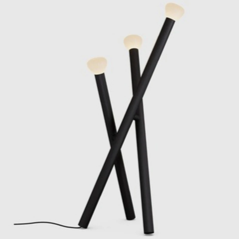 Nordic Novelty Iron Floor Lamps for Living Room Villa Handmade House Metallic Luster Wiring Type Simple Interior Standing Lights