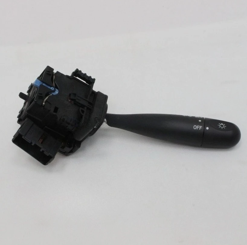 

841401253 Новый переключатель указателей поворота фар (правый) для Toyota Corolla RAV4 WiLL Isis Porte Raum 84140-12530