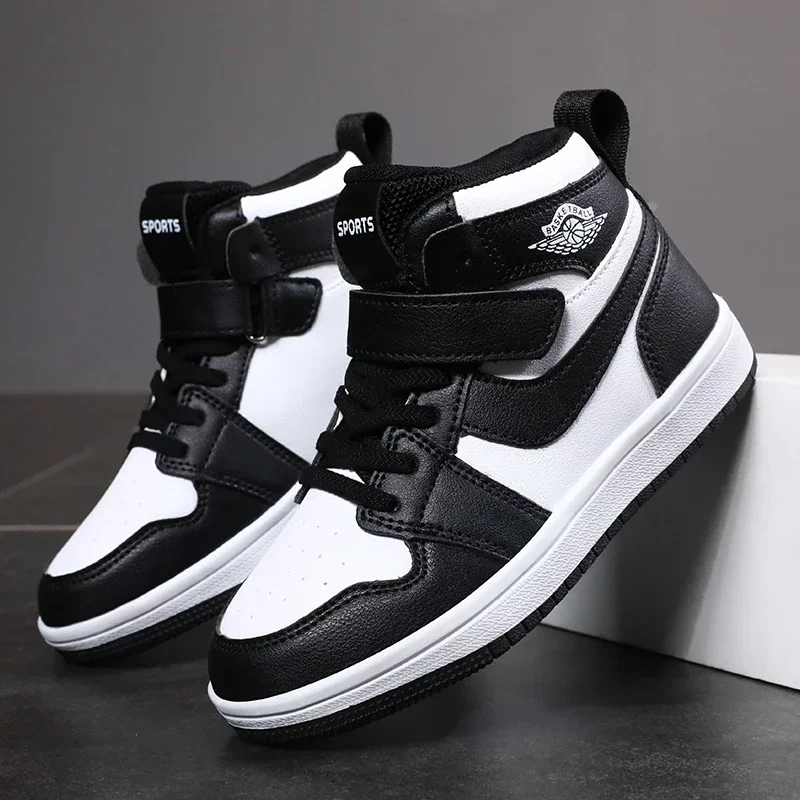 

Кожаная дышащая легкая летняя детская повседневная прогулочная обувь для мальчиков, новые трендовые детские туфли, повседневная обувь для мальчиков и девочек