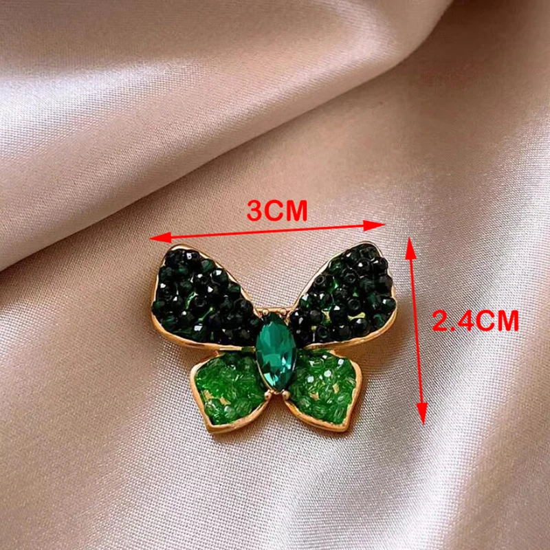 Broches retro requintado cristal verde borboleta para as mulheres, acessórios de vestuário das meninas, Pins elegantes, High End Corsage, temperamento