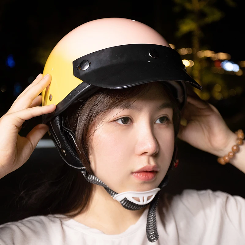 Japanese retro motorcycle helmet, men's half helmet, safety helmet, female cyclist, summer cruiser, small ladle helmet