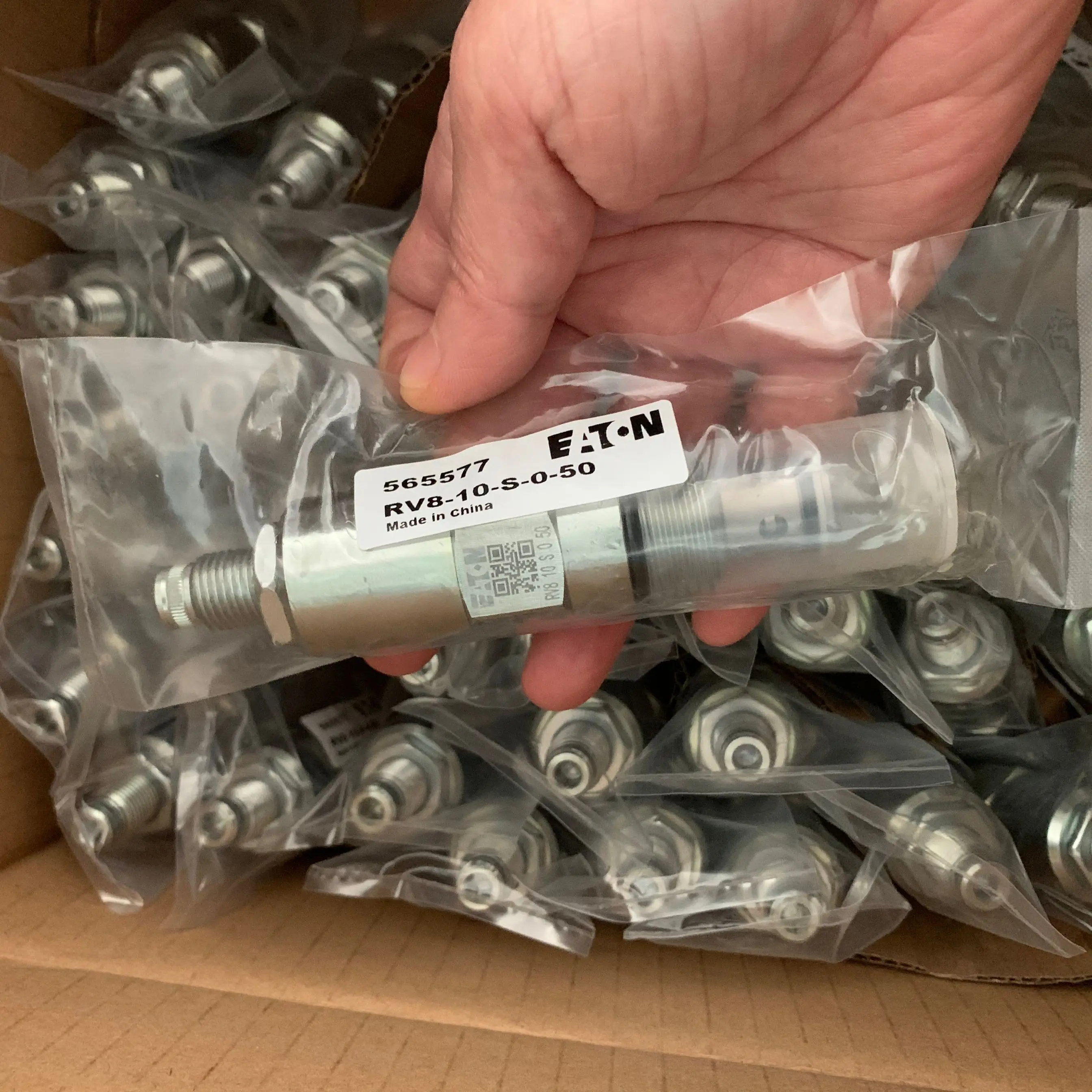 RV8 10 S 0 50 56557… - image