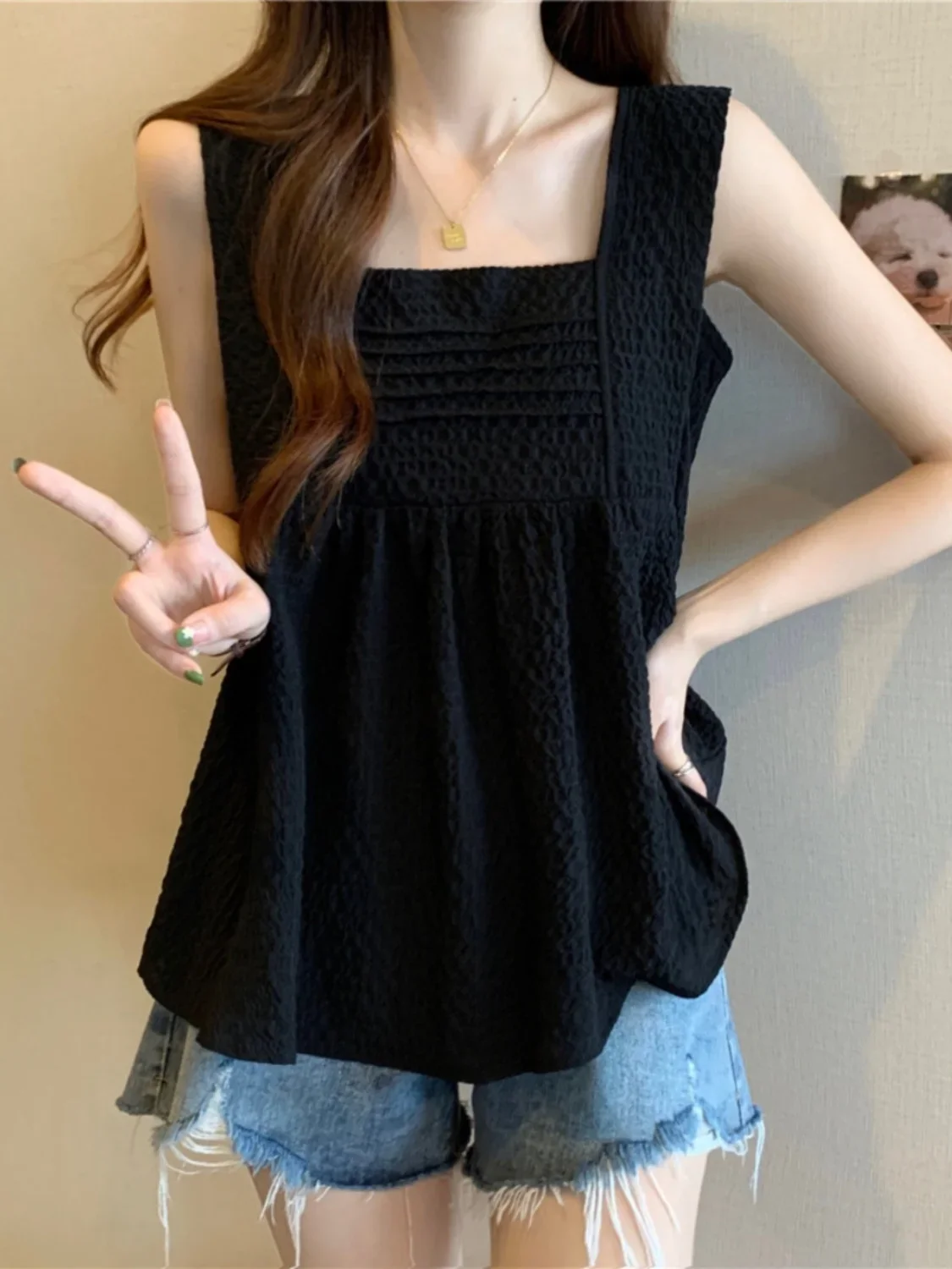 Plus Size Sleeveless Loose Sexy Tanks Summer New Solid Color All-match Pleated Sweet T Shirt Tops Fashion Korean Women Clothing