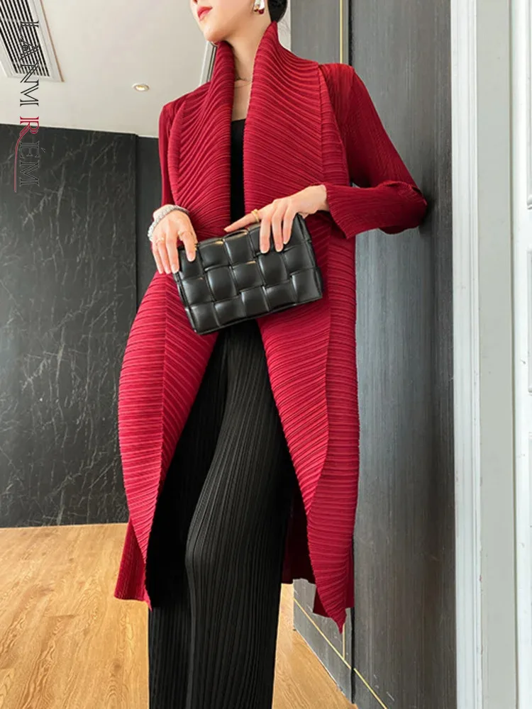 

LANMREM Pleated Long Cardigan Trench Women Solid Color Turn-down Collar Full Sleeve 2024 Spring Female Fashion Clothing 2R8945