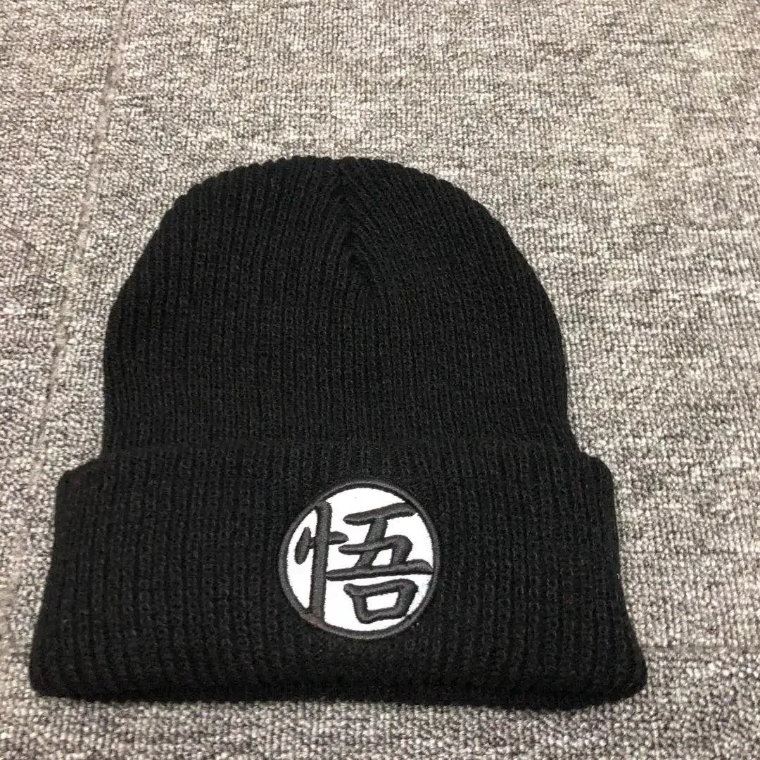 Gorro de dibujos animados de Dragon Ball bordado de Anime para mujer y hombre, gorros cálidos tejidos para invierno, gorros informales con puños de Hip-hop sólidos