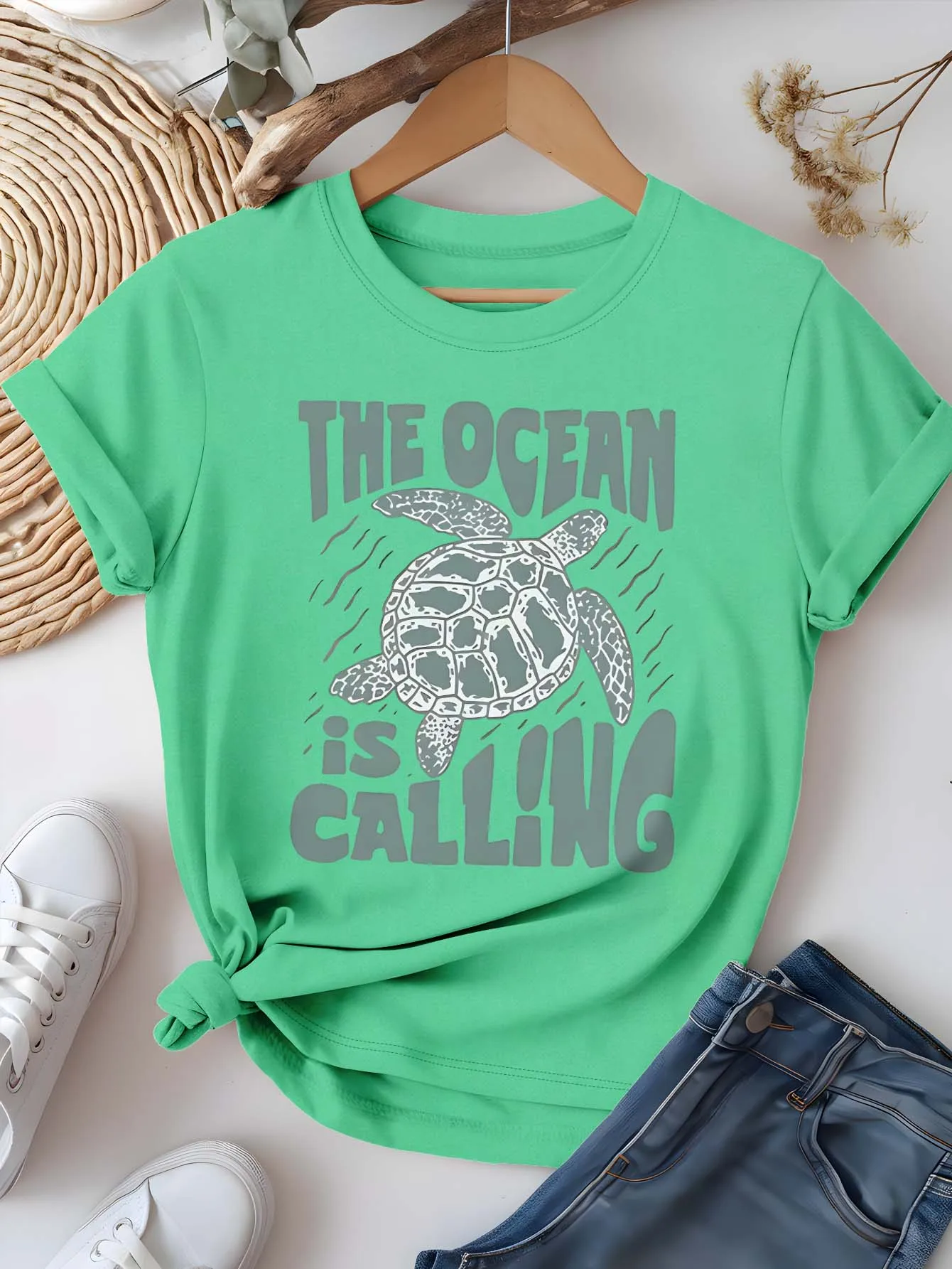 Pesisir Chic Grafis Penyu Laut Artistik Ukuran Besar - Kaus Lengan Pendek Musim Panas Terinspirasi