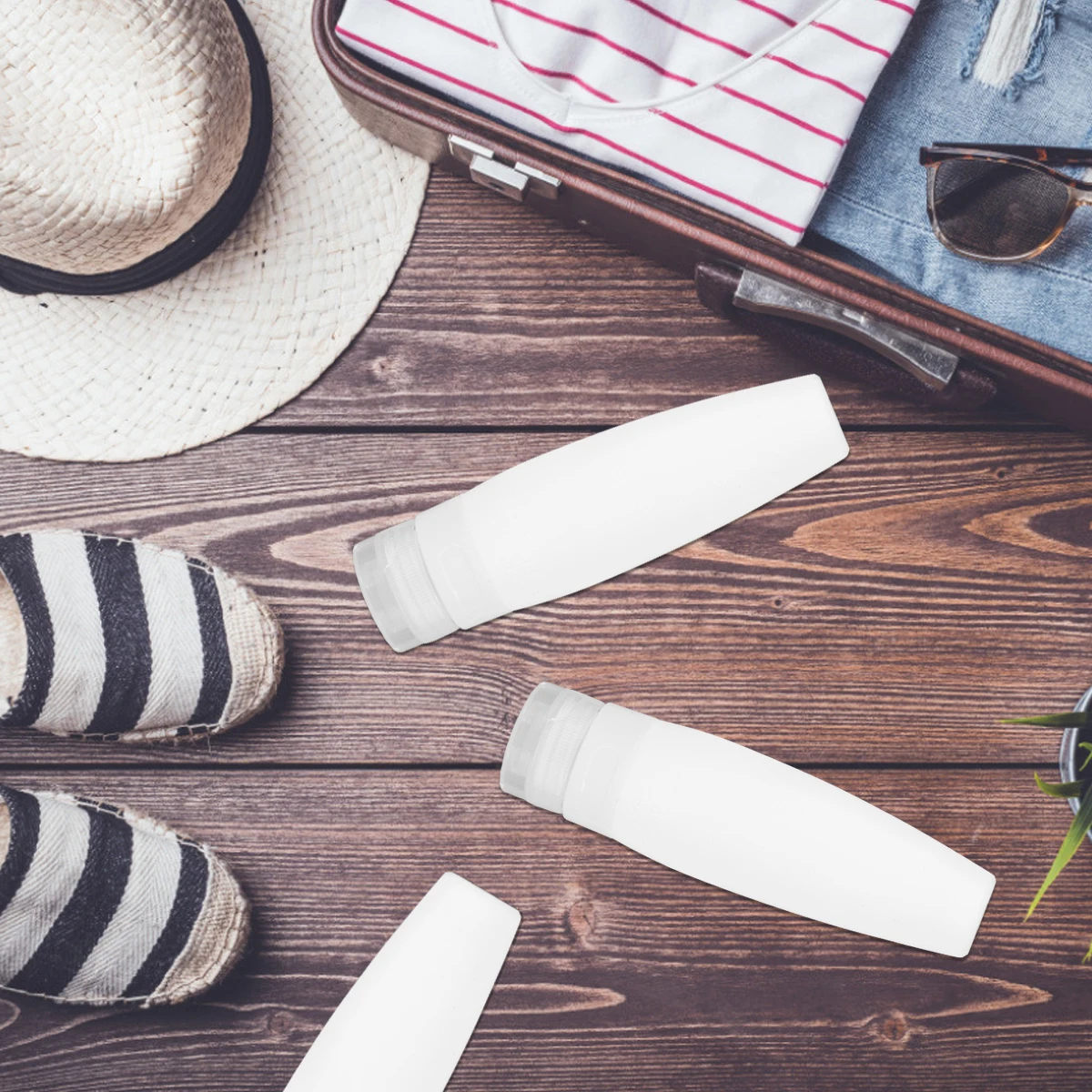 

4pcs Silicone Bottles Lightweight Durable Portable Cosmetics Simple Sub Bottle Shampoo Cream Holder Wide Mouth Bottle