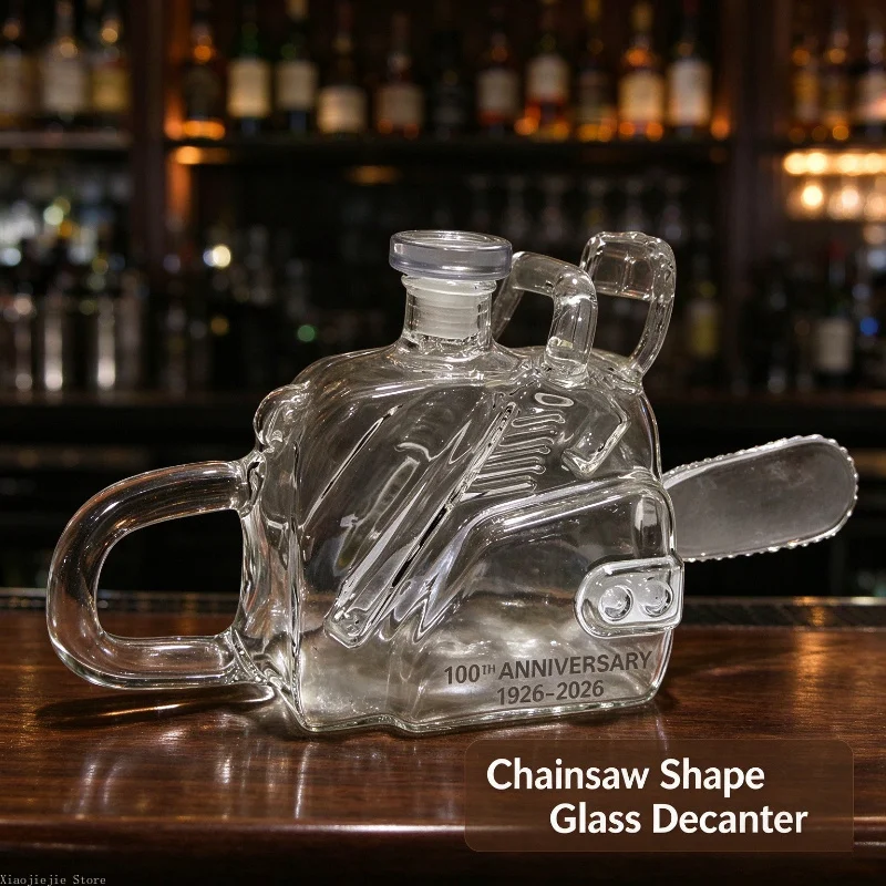 Novelty Chainsaw Shaped Glass Decanter, Whiskey Bourbon Spirits Liquor Bottle with Airtight Stopper, Home Bar Decor Gift
