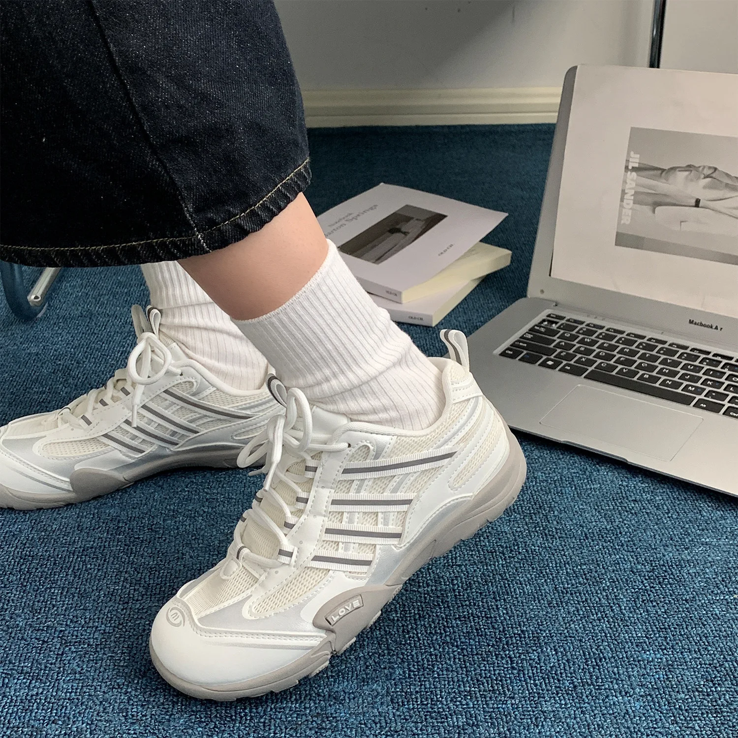2026 Summer New Breathable Mesh Trainer Shoes Women Thick Sole White Casual Sneakers, Versatile Trendy Platform Shoes Daily - view 3