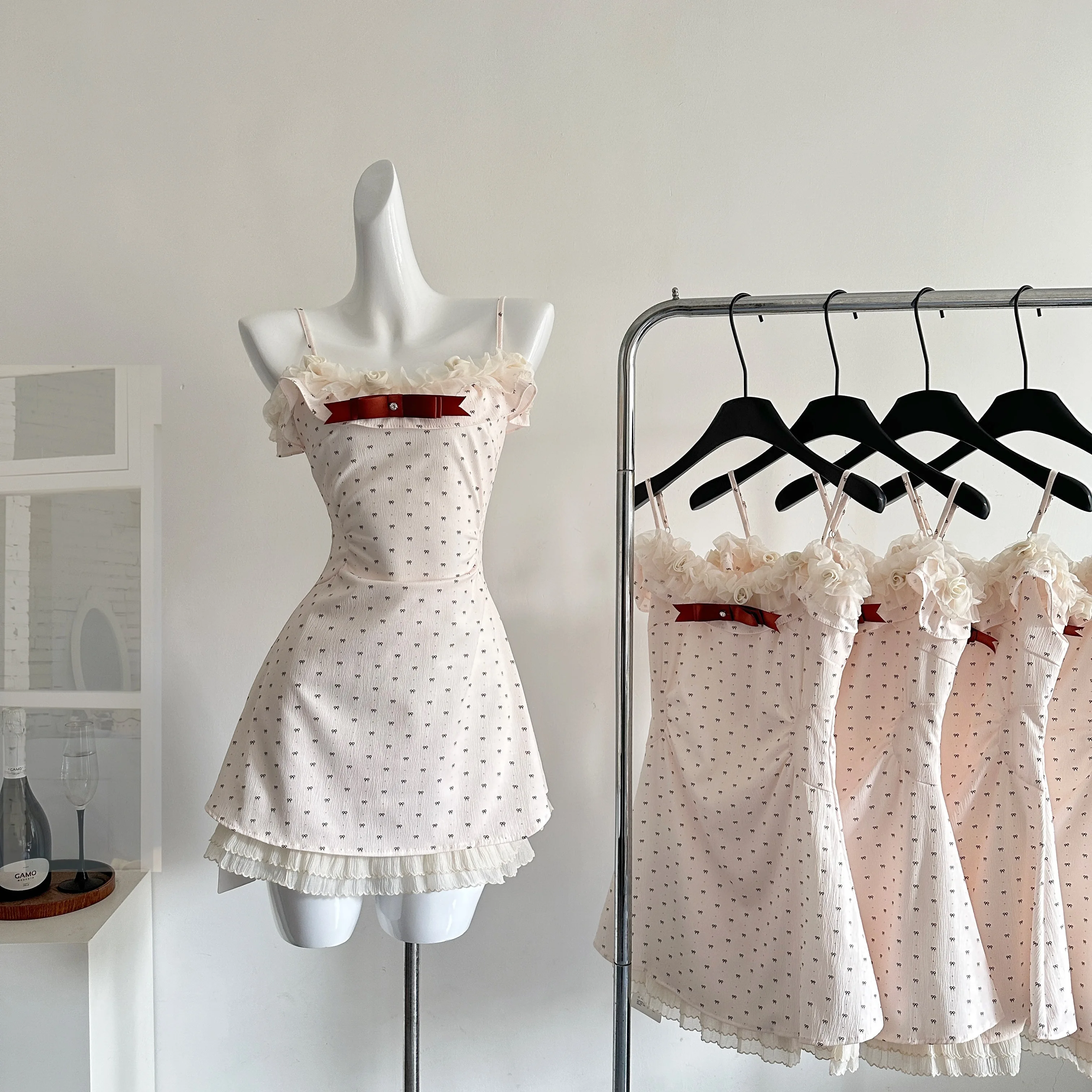 

Women French Vintage Dress Old Money Korean Banquet Mini Lace Polka Dot Frocks One-Piece 2000s A-line Evening Prom Gown Fairy