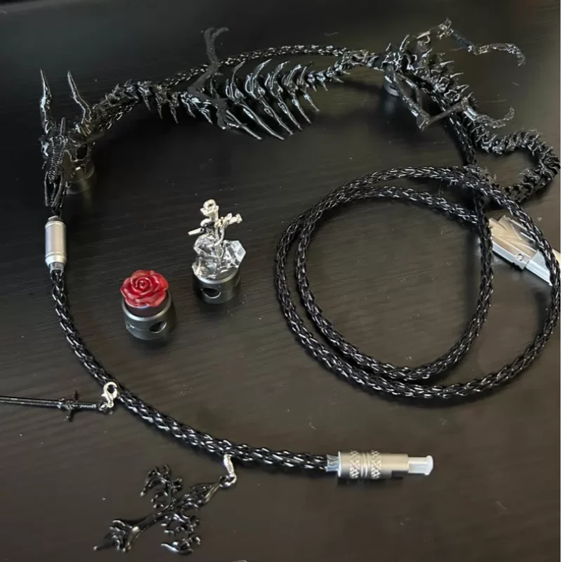 Custom 8k Aviator Cable Dark Evil Dragon Style 1.3m Rgb Type-c Mechanical Keyboard Cable Desktop Decoration Accessories